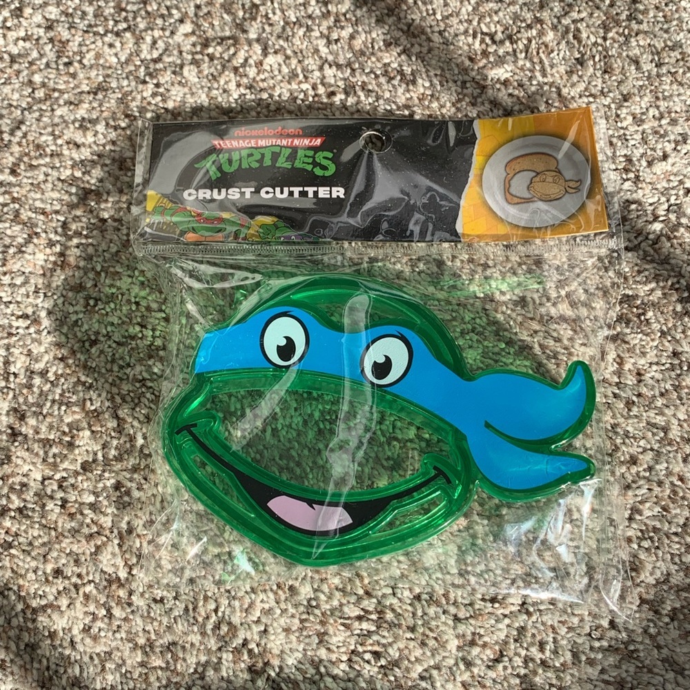 Teenage Mutant Ninja Turtles Blue Bandana Crust Cutter